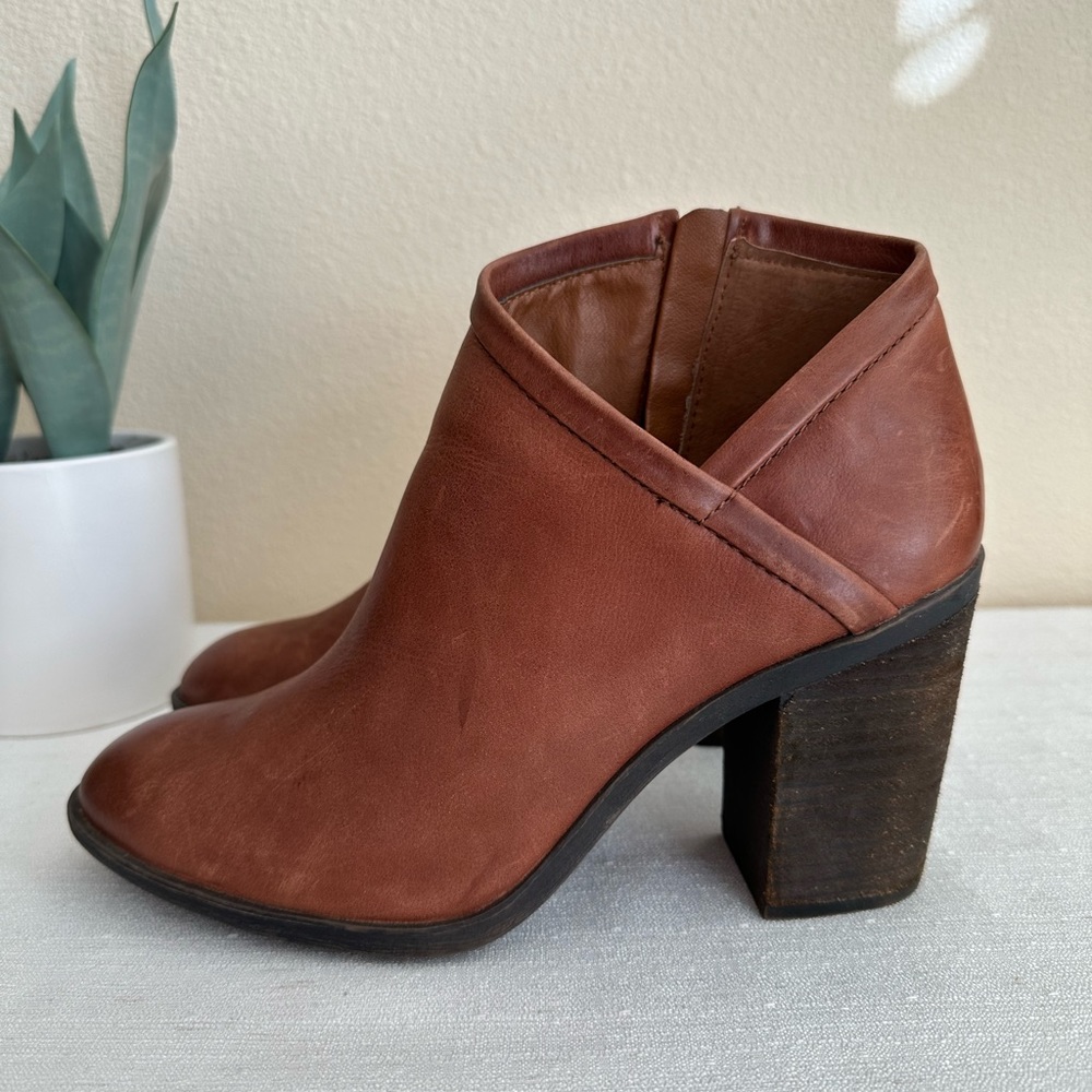 Lucky Brand Salza Brown Leather Heeled Ankle Boots Women’s 9.5M - Picture 4 of 12